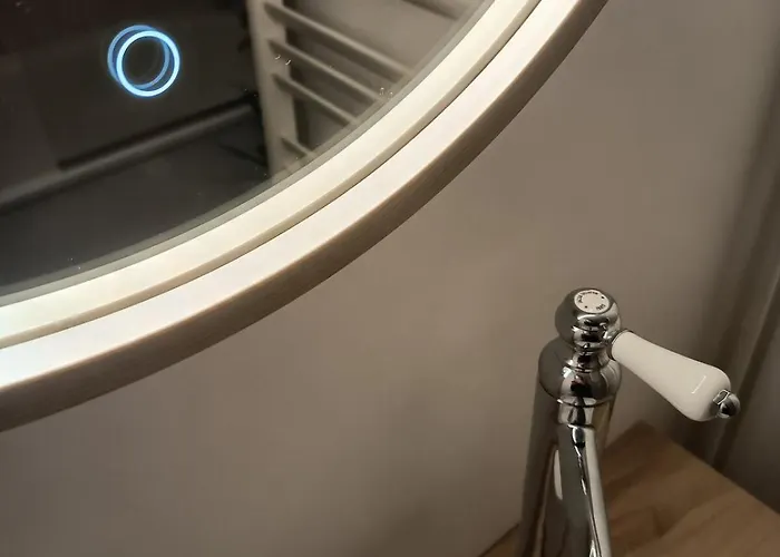 Cosy Proche Gare Apartman *